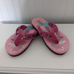 Rockin pink flip flops, size 13